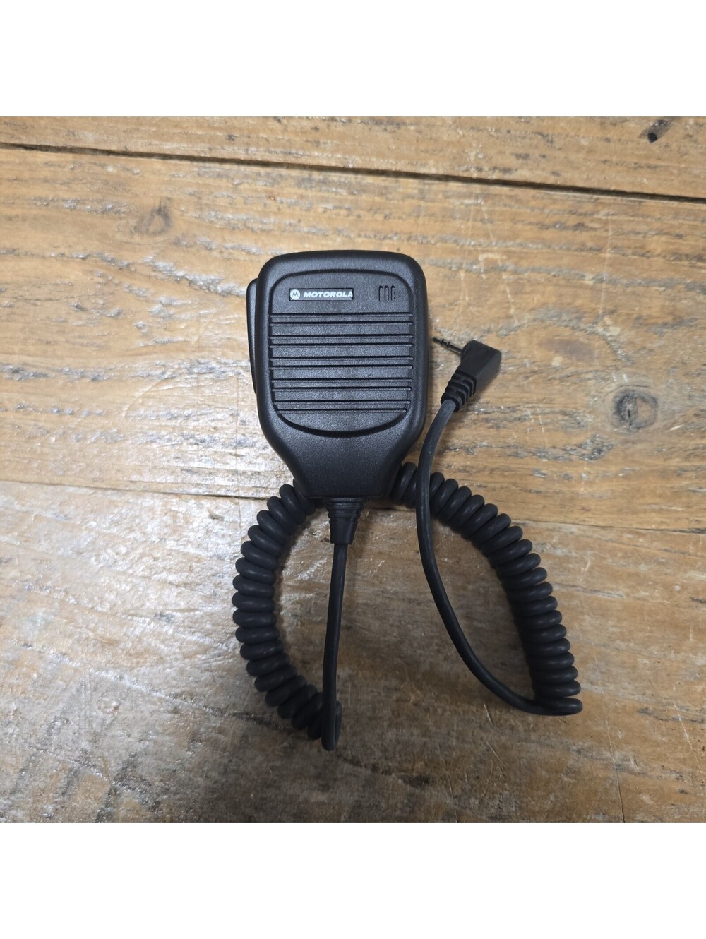 Motorola NTN8867A Microphone with Clip Mount, 3.5 mm Connectivity, 2023